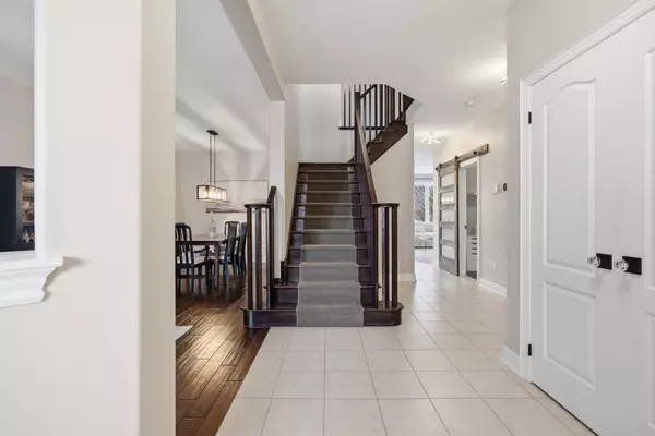 Barrie, ON L4N 6G9,10 AUBURN CT