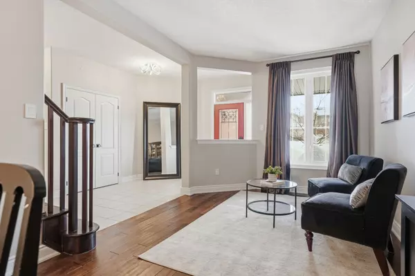 Barrie, ON L4N 6G9,10 AUBURN CT