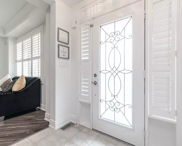 Caledon, ON L7C 3M8,2 Nectarlane AVE