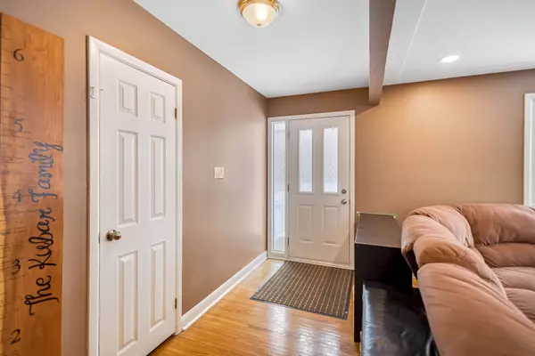 Hamilton, ON L0R 1W0,453 Glancaster RD