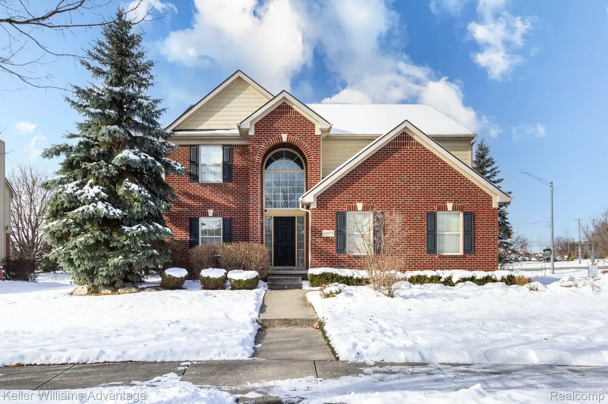 24975 Bloomfield CT, Novi, MI 48375
