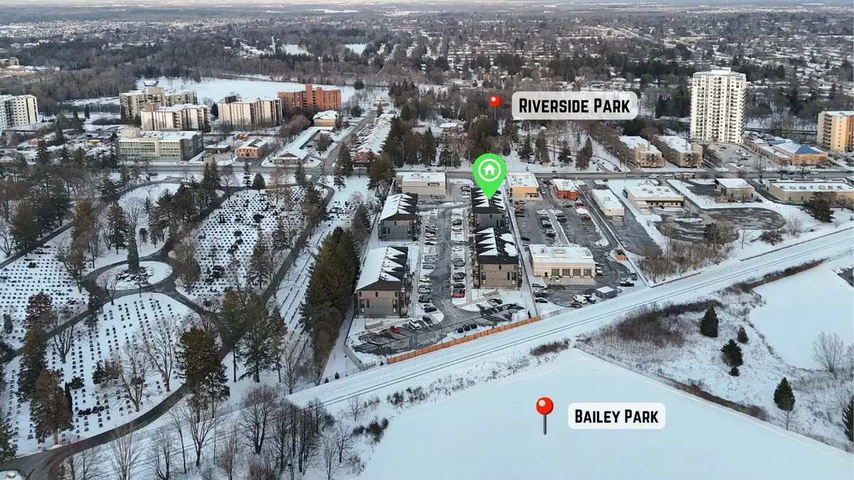 Guelph, ON N1H 3Z1,708 Woolwich ST #116