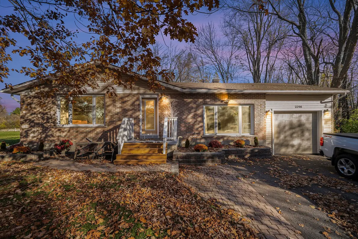 2298 James Craig ST, Manotick - Kars - Rideau Twp And Area, ON K0A 2T0