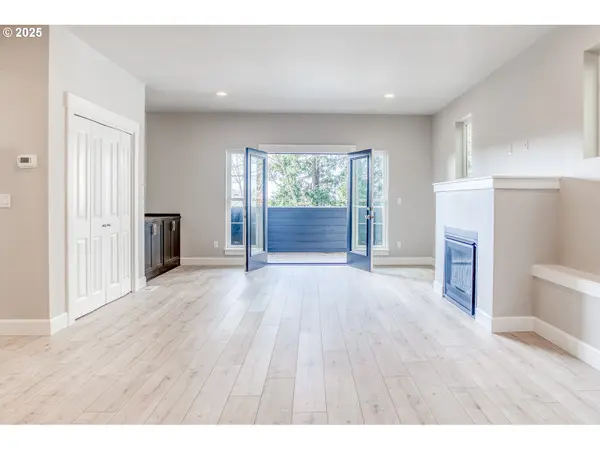 2910 NE KLAMATH PL, Newport, OR 97365