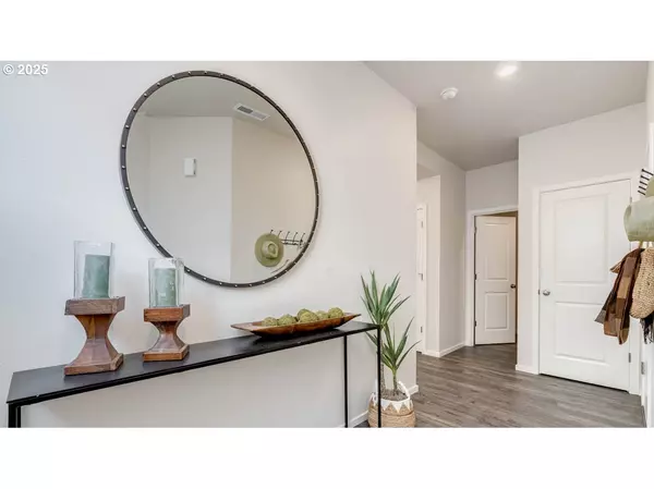 Springfield, OR 97477,2937 U ST