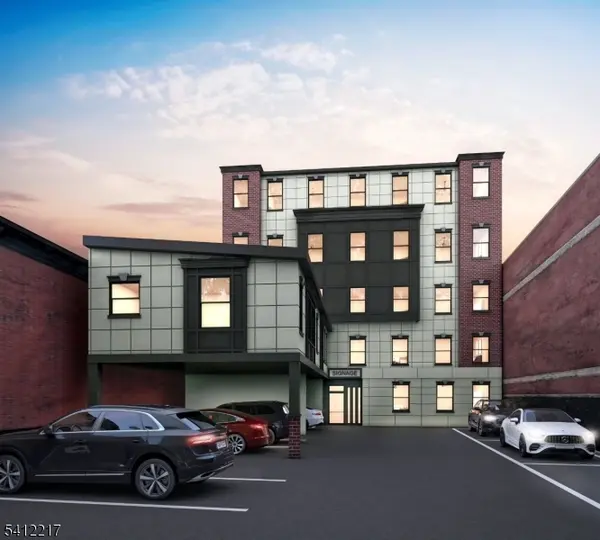 225 Broad St #1-D, Elizabeth City, NJ 07201