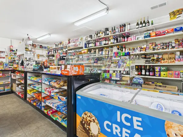 12240 S Dixie HWY, La Salle, MI 48145