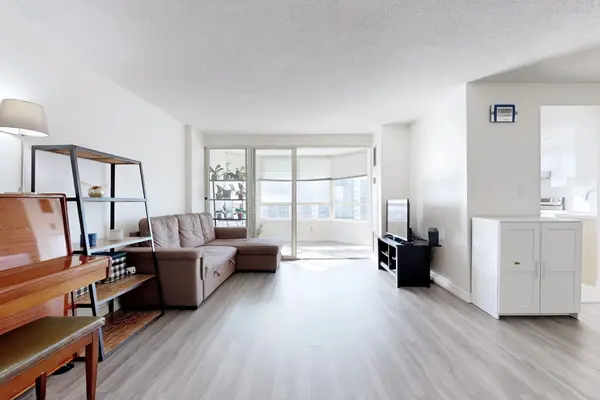 275 Bamburgh CIR #1708, Toronto E05, ON M1W 3X4