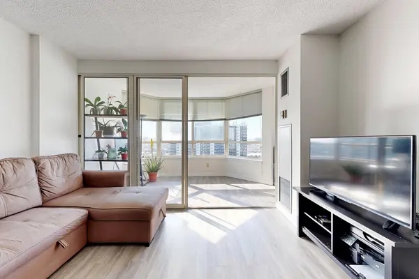 275 Bamburgh CIR #1708, Toronto E05, ON M1W 3X4