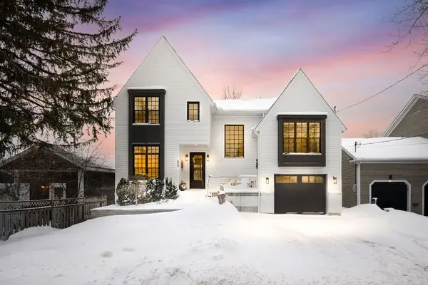 53 Niagara ST, Collingwood, ON L9Y 3X1