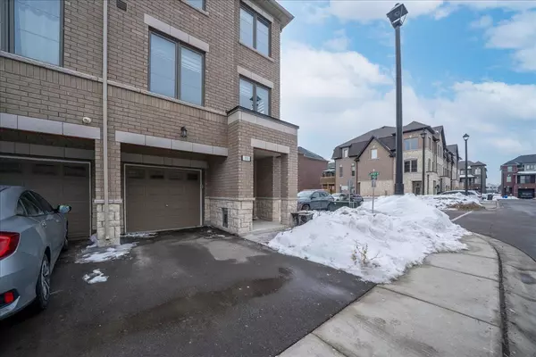 Brampton, ON L6P 4N6,11 Arcola ST