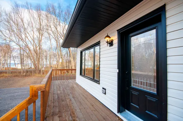 335 WALTONIAN DR, Callander, ON P0H 1H0