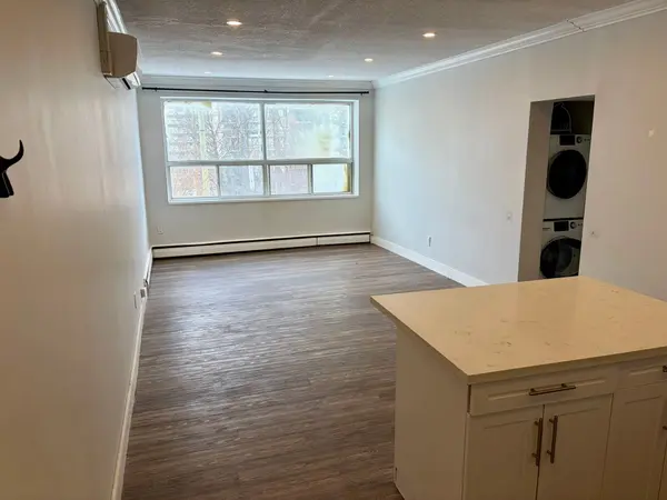 Hamilton, ON L8N 2E7,112 St. Joseph's DR #101