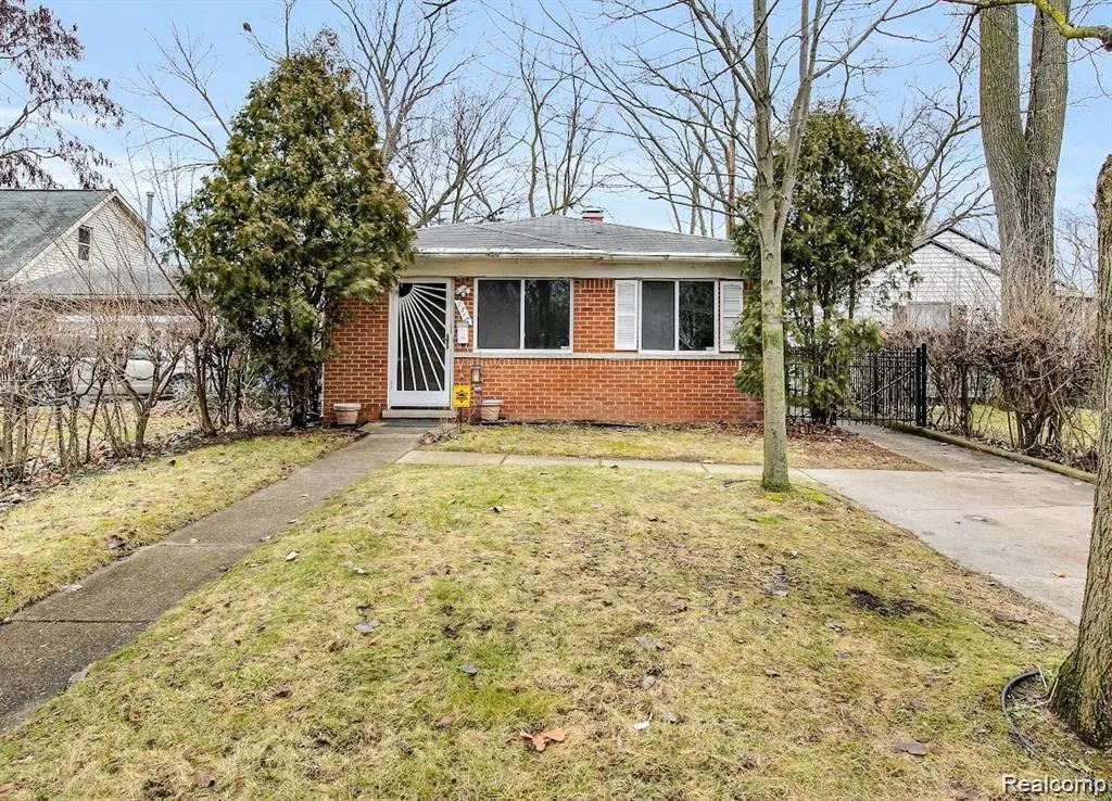 7518 Hazelton ST, Dearborn Heights, MI 48127