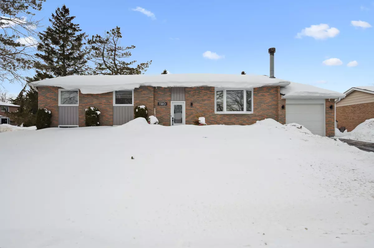 Erin, ON N0B 1Z0,2 Douglas Crescent, HL