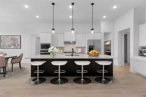 Waxahachie, TX 75165,221 Pine Leaf Trail