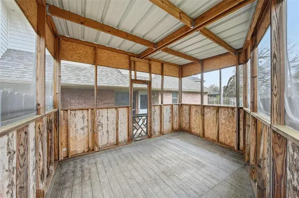 11912 Rhulen Court, Fort Worth, TX 76008