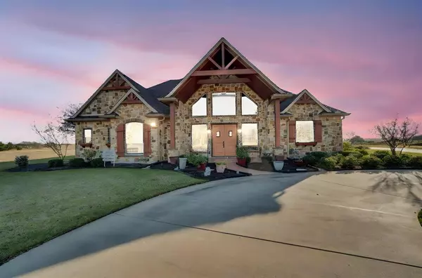 Waxahachie, TX 75165,217 Hunter Pass