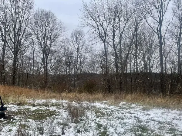 Mountain Bell Rd, Coolville, OH 45723