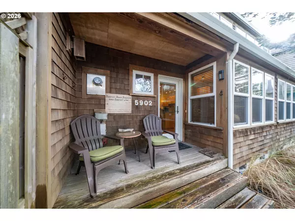 Pacific City, OR 97135,5902 BAREFOOT LN