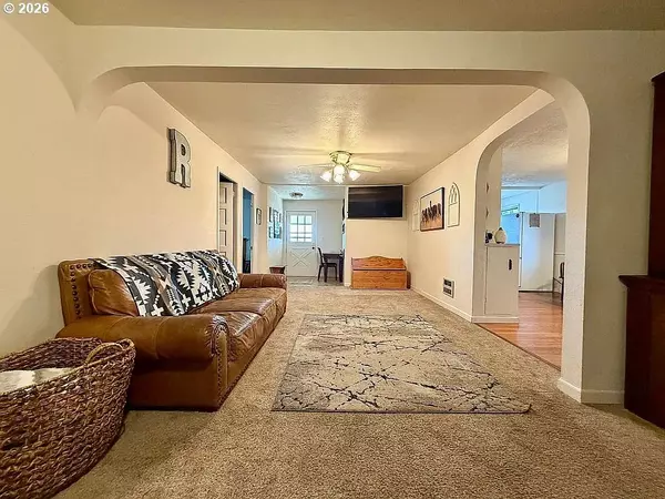 Amity, OR 97101,23625 S HIGHWAY 99W