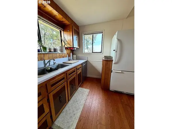 23625 S HIGHWAY 99W, Amity, OR 97101