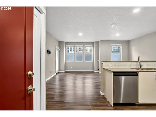 17193 SW APPLEDALE RD #104, Beaverton, OR 97007