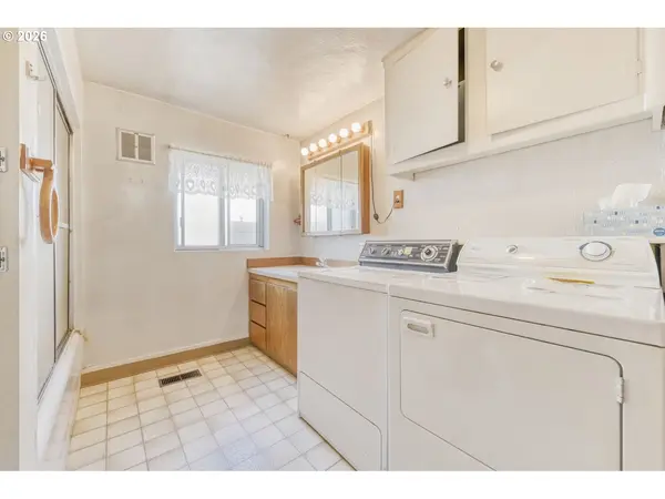 3006 N WILLIS BLVD, Portland, OR 97217