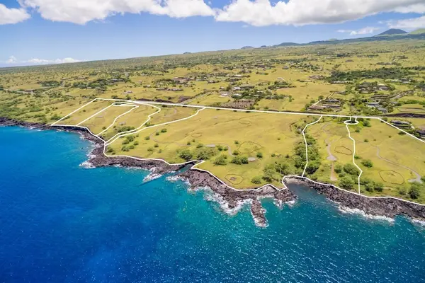 AKONI PULE HIGHWAY, Kamuela, HI 96743