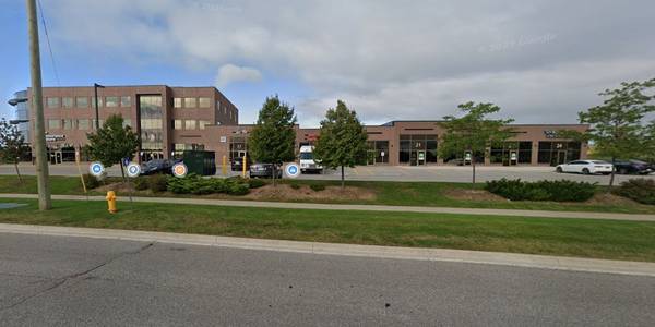 222 Mapleview DR W #15, Barrie, ON L4N 9E7