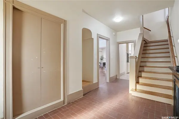 1213 Elliott STREET, Saskatoon, SK S7N 0V5