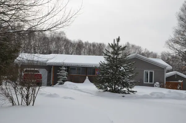 123 Kuno RD, Carlow/mayo, ON K0L 1G0