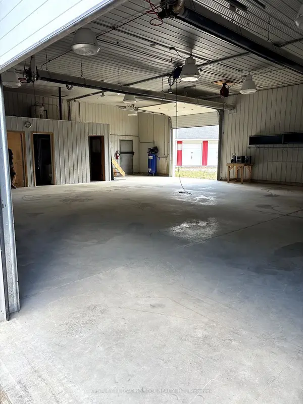 159 Y RD, Hastings Highlands, ON K0L 1C0