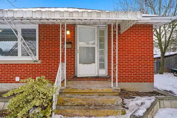 Guelph, ON N1H 6C3,13 Ridgewood AVE