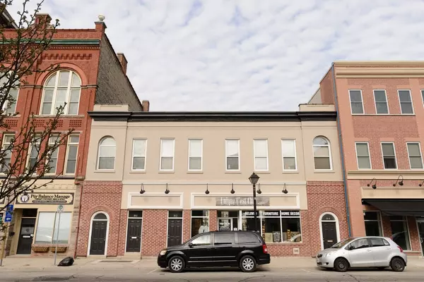 18 Water ST N #1, Cambridge, ON N1R 3B1