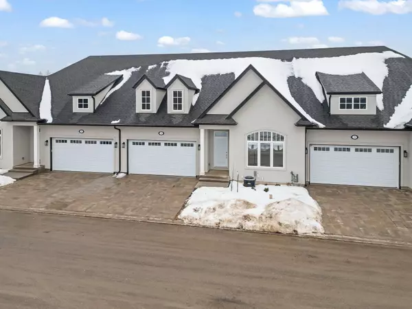 Fort Erie, ON L0S 1N0,5 Butternut CRES #2