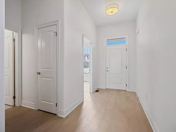 Fort Erie, ON L0S 1N0,5 Butternut CRES #2