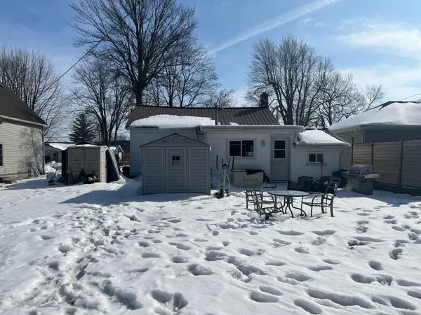 152 Elm ST, Chatham-kent, ON N0P 1C0