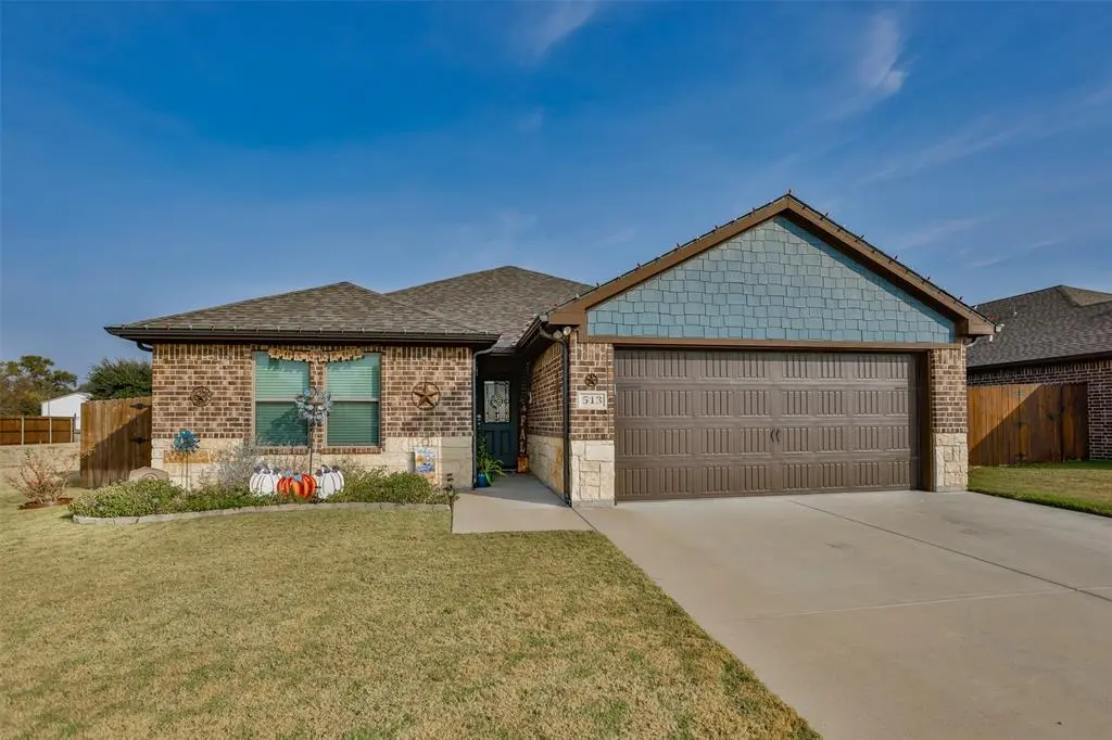 513 Pathfinder Street, Collinsville, TX 76233