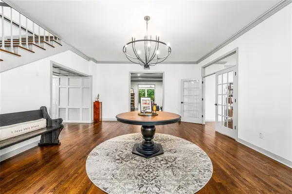 2825 Lake Air Drive, Waco, TX 76710