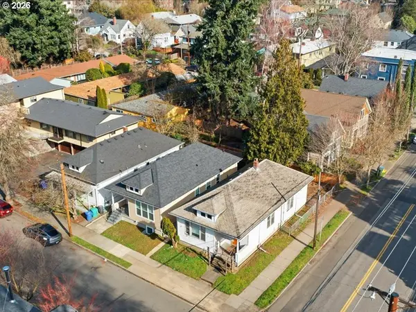 Portland, OR 97214,438 SE 30TH PL