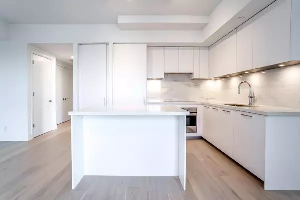 Toronto C11, ON M4G 0C9,33 Frederick Todd WAY #1107