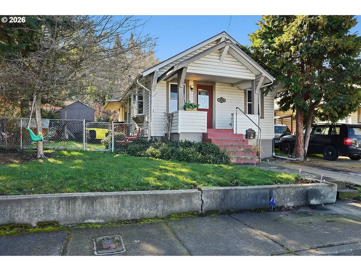 1514 E 14TH ST, The Dalles, OR 97058