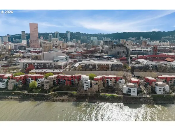 810 NW NAITO PKWY #F-10, Portland, OR 97209