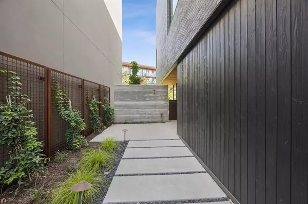 Fort Worth, TX 76107,1217 Dorothy Lane #4