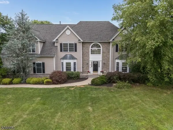 6 Jayne Dr, Lopatcong Twp., NJ 08865