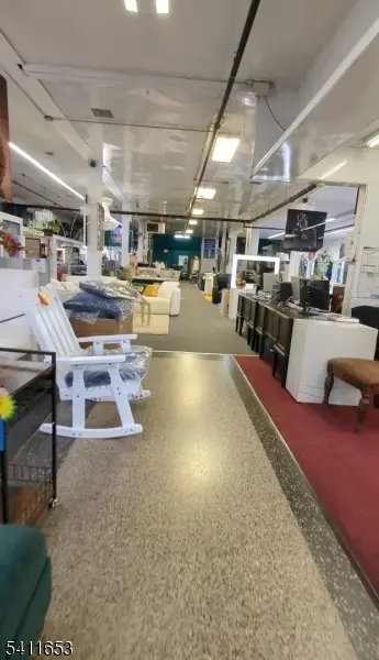 203 Market St, Paterson City, NJ 07505