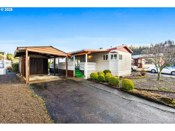 Silverton, OR 97381,1307 S Water ST