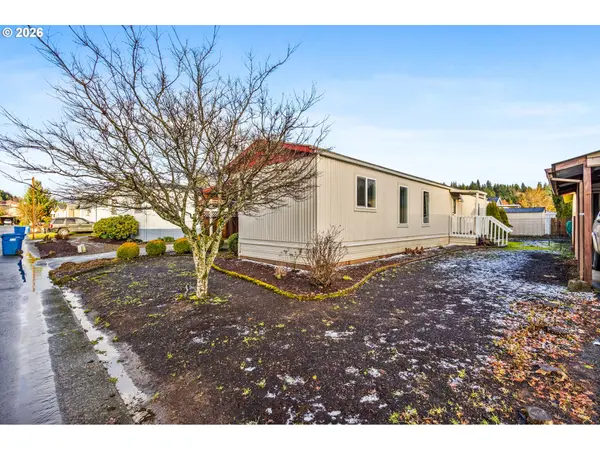 Silverton, OR 97381,1307 S Water ST