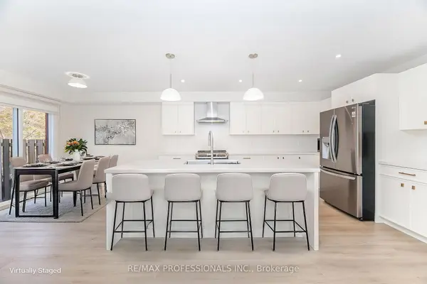 3115 New ST #7, Burlington, ON L7N 3T4